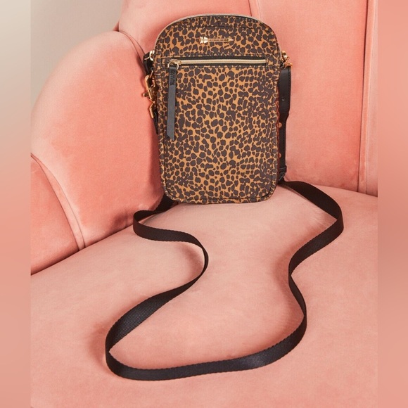 Stella & Dot Handbags - Brand New Stella & Dot Leopard Crush It Essential Crossbody